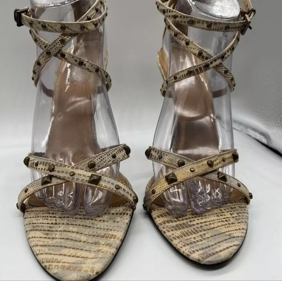 👠Carlos Santana Strappy Studded Bad Ass Reptile Golden Pointed Toe Stilettos👠 - Picture 2 of 10